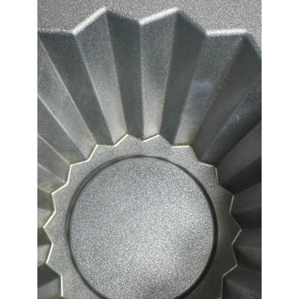 Nordic Ware Cute Cupcake Pan 6 Cups 14 Liters Bundt Cake‎ Baking Pan